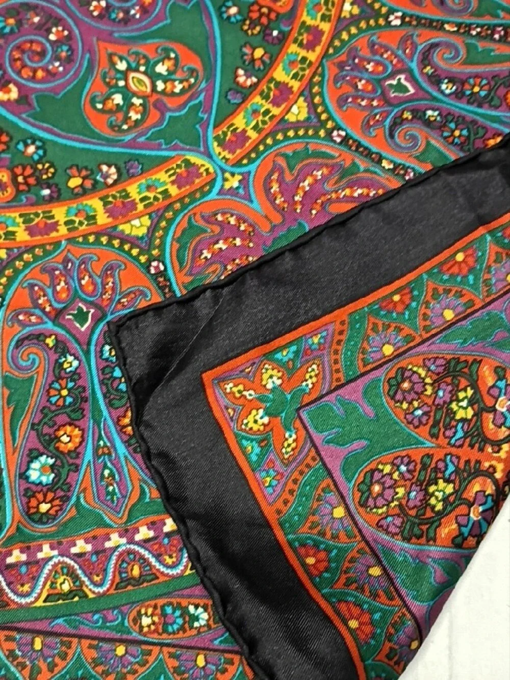 ❤️LIBERTY OF LONDON ALL SILK Plump Hand Rolled Hem Scarf 27x26